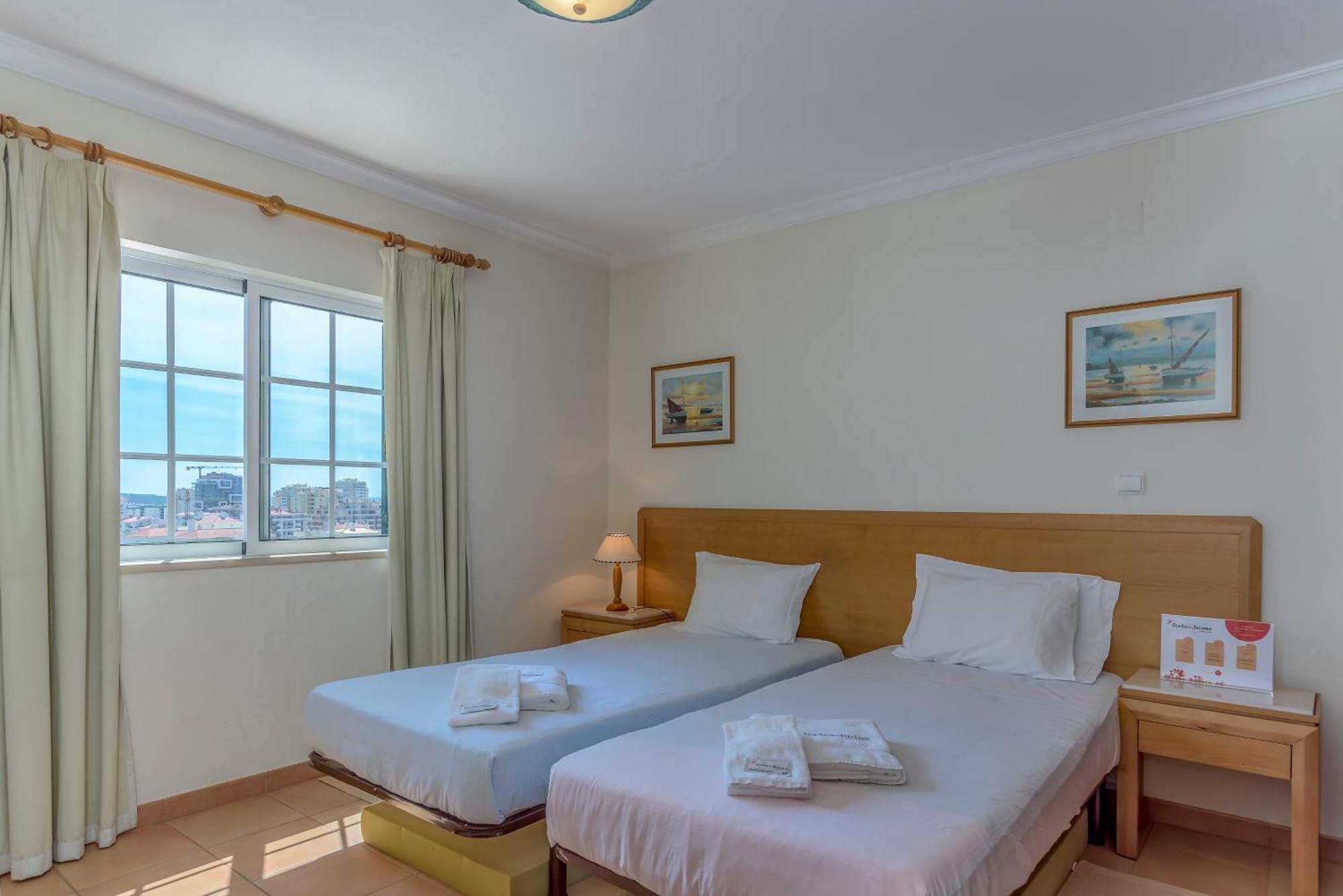 Flh Praia Da Rocha Sea View With Balcony Portimao Luaran gambar